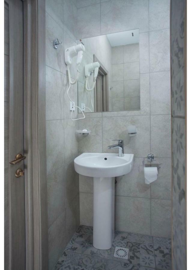 Fanfan Hotel Oldenburg Bagian luar foto
