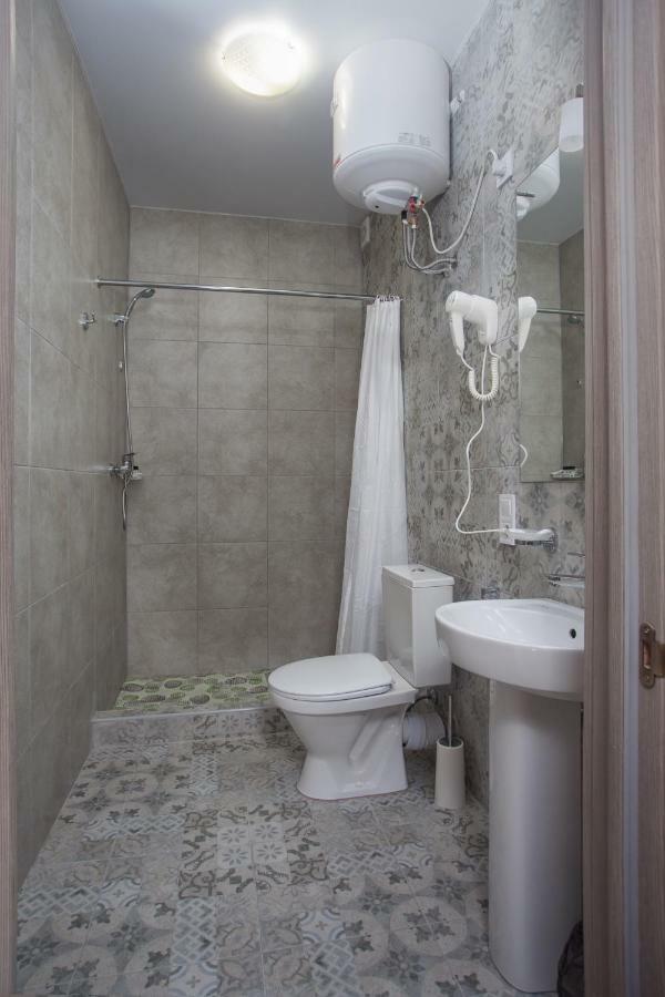 Fanfan Hotel Oldenburg Bagian luar foto
