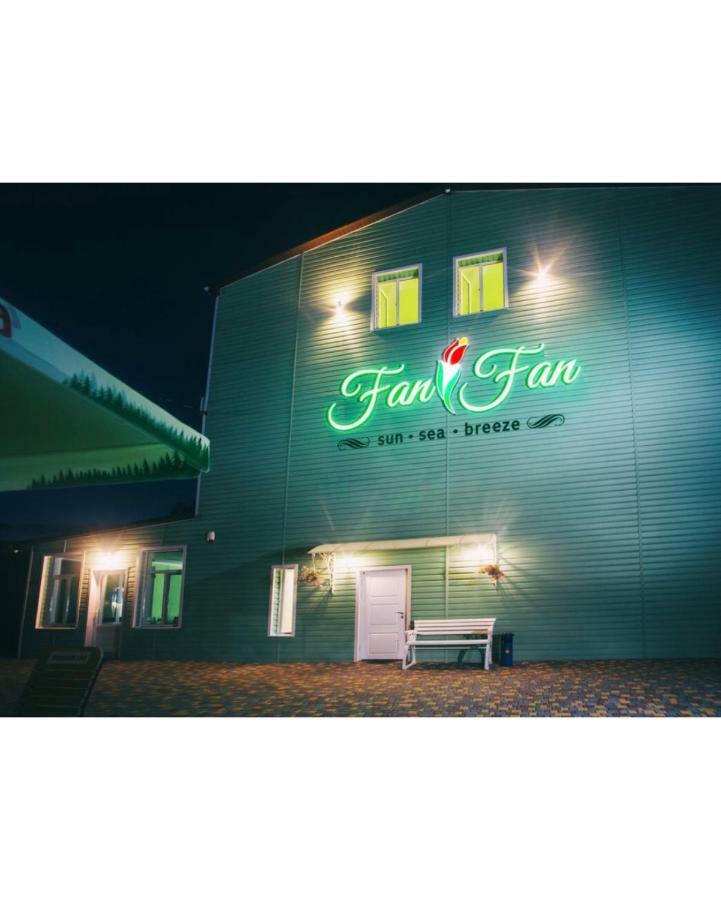 Fanfan Hotel Oldenburg Bagian luar foto