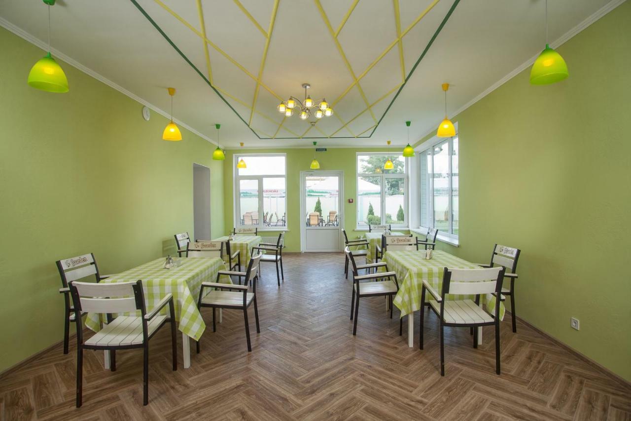 Fanfan Hotel Oldenburg Bagian luar foto